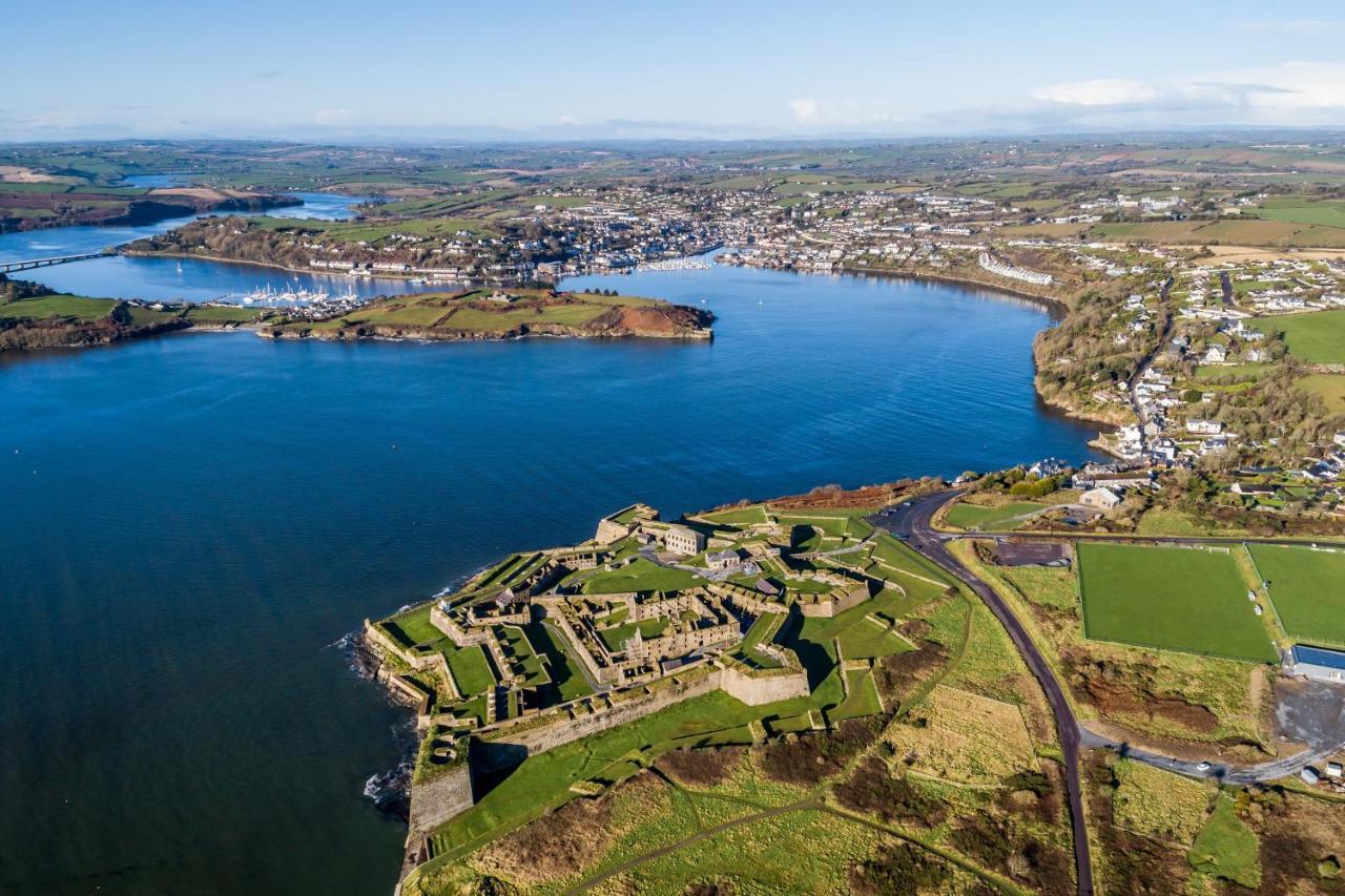 Four Winds,Kinsale Town,Exquisite Holiday Homes,Sleeps 26 Eksteriør billede