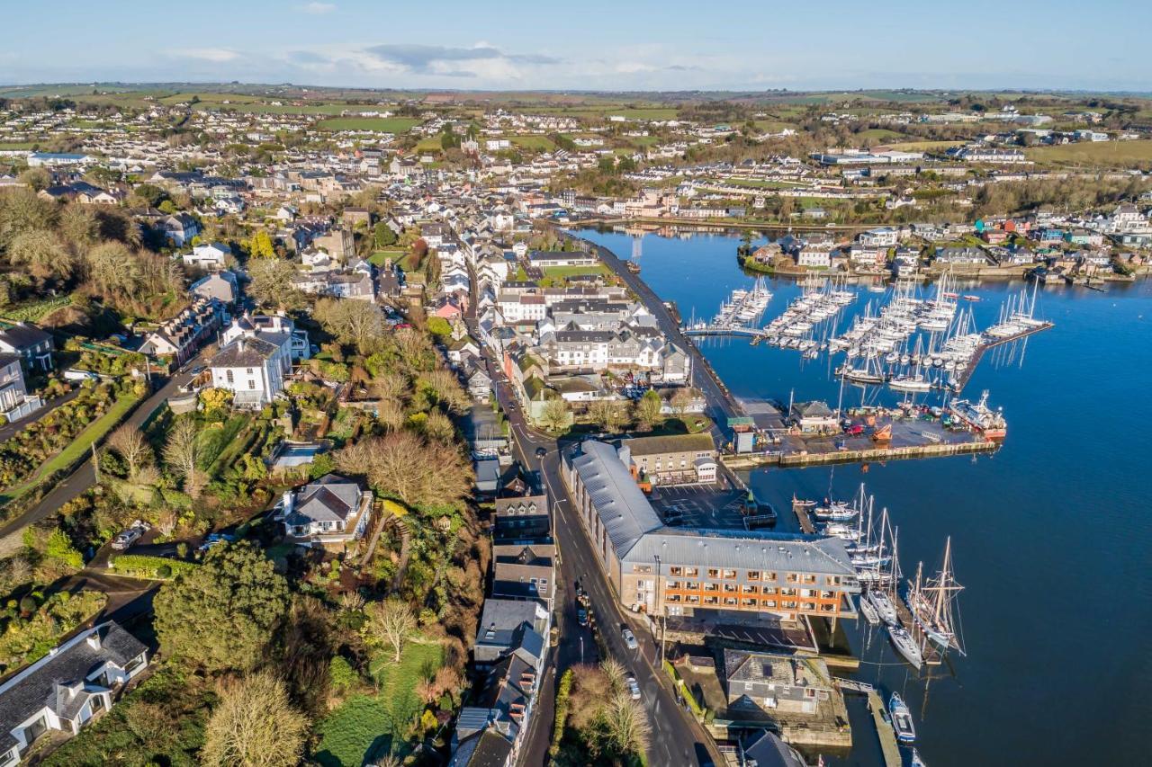 Four Winds,Kinsale Town,Exquisite Holiday Homes,Sleeps 26 Eksteriør billede