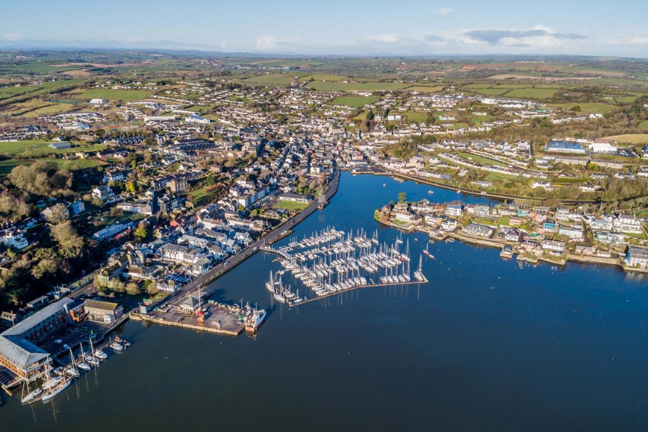Four Winds,Kinsale Town,Exquisite Holiday Homes,Sleeps 26 Eksteriør billede